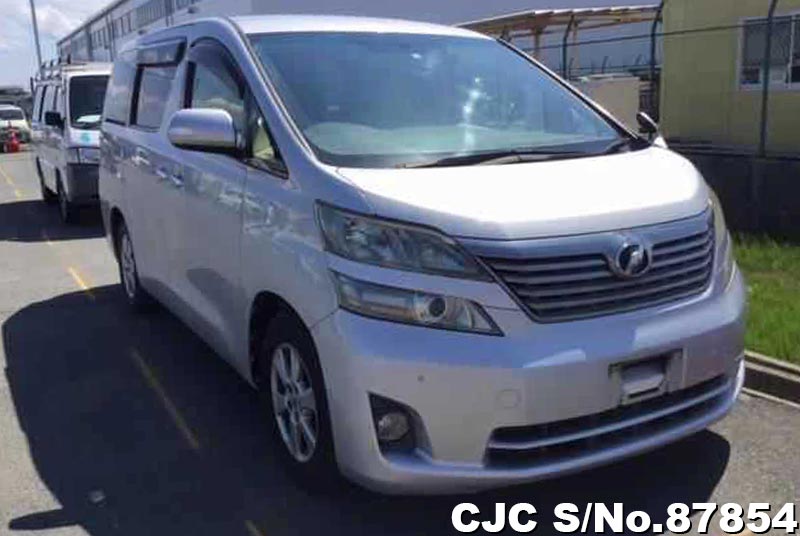 Toyota vellfire 2010